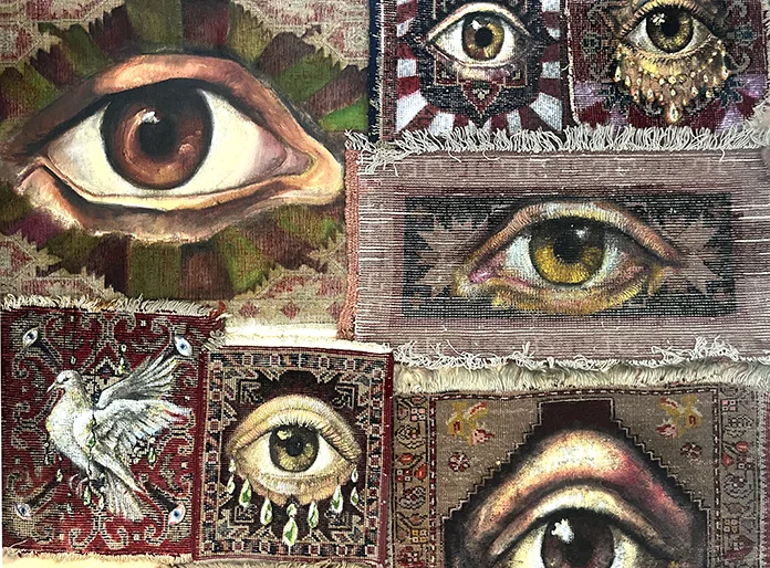 Seda Gazioğlu'nun Kitab-ı Nazar sergisinden eser detayı: Anadolu halı dokuma tekniği kullanılarak işlenmiş çeşitli göz motifleri, nazar ve bakış temasını geleneksel sanat formuyla harmanlıyor.