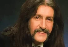 Unutulmaz Albümlerin Tek Sahibi: Barış Manço Barış Manço fotoğrafı