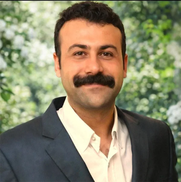 Yoldaş Güneş